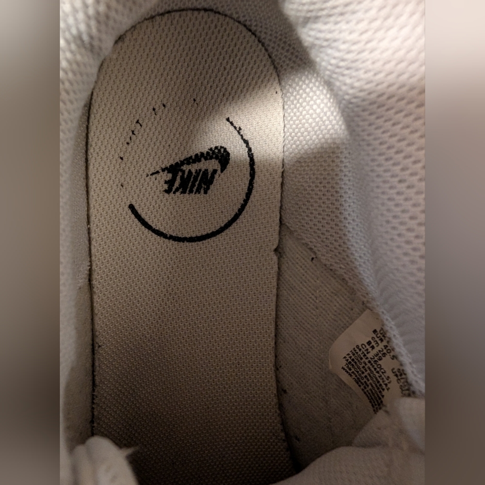 Nike Court Legacy Lift Platform Sneakers Size 9 Used Exc MSRP 94.99 - Picture 9 of 12